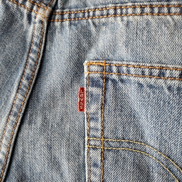 Levi's 550 Relaxed Shorts - Picture 5 of 9
